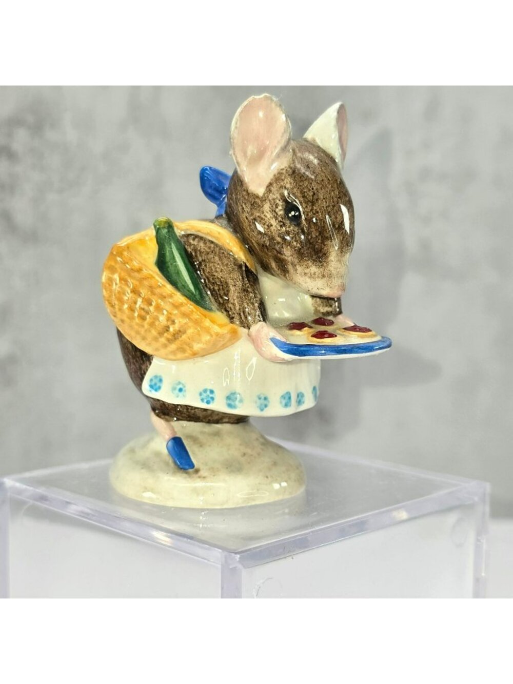 Beatrix Potters Appley Dapply Mouse Beswick Figurine Vintage England VL5157